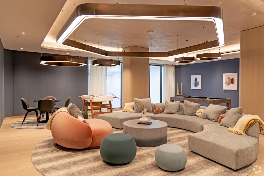 More Photos Of 2551-2555 Broadway, New York Apartments For Lease