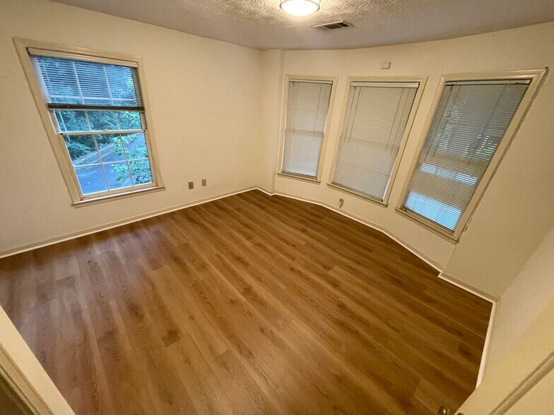 More Photos Of 783 Holcomb Bridge Rd, Norcross Office For Sale