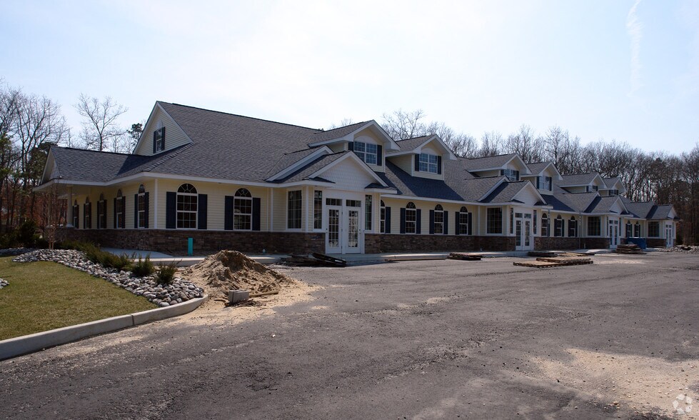 More Photos Of 236 E Jimmie Leeds Rd, Galloway Office For Sale