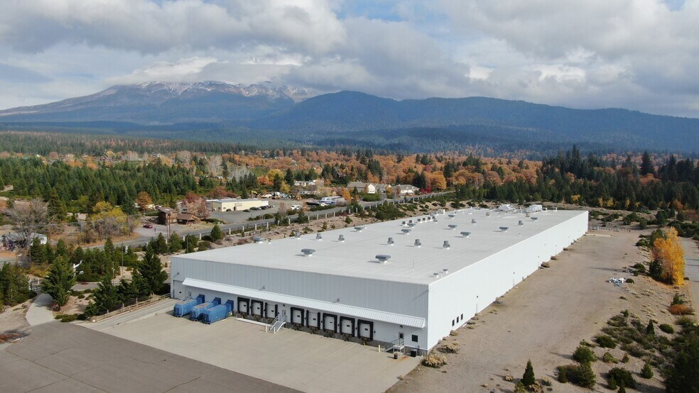 More Photos Of 210 Ski Village Dr, Mount Shasta Distribution For Sale