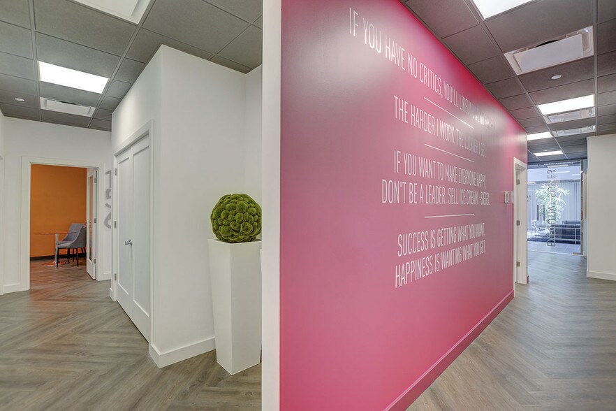 More Photos Of 3790 Paradise Rd, Las Vegas Coworking Space