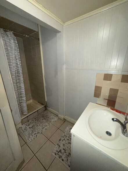 More Photos Of 2835-2837 S Broad St, Trenton Apartments For Sale