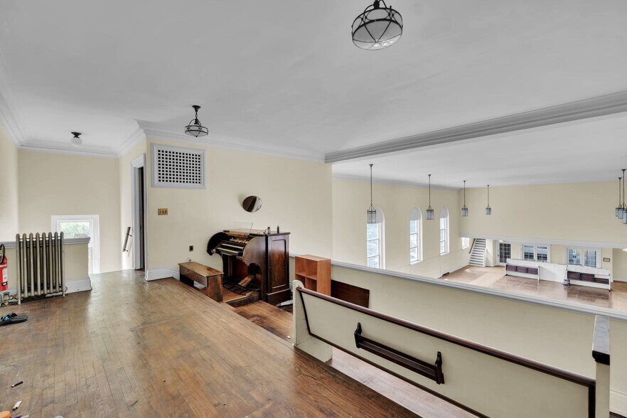 More Photos Of 187 Southside Pky, Buffalo Office For Lease