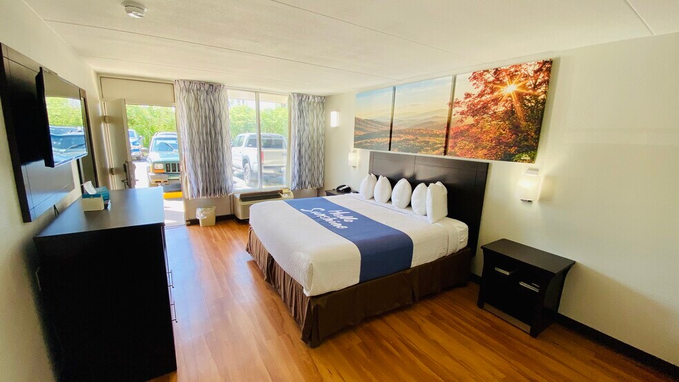 More Photos Of 484 Moody Dr, Maysville Hotel For Sale