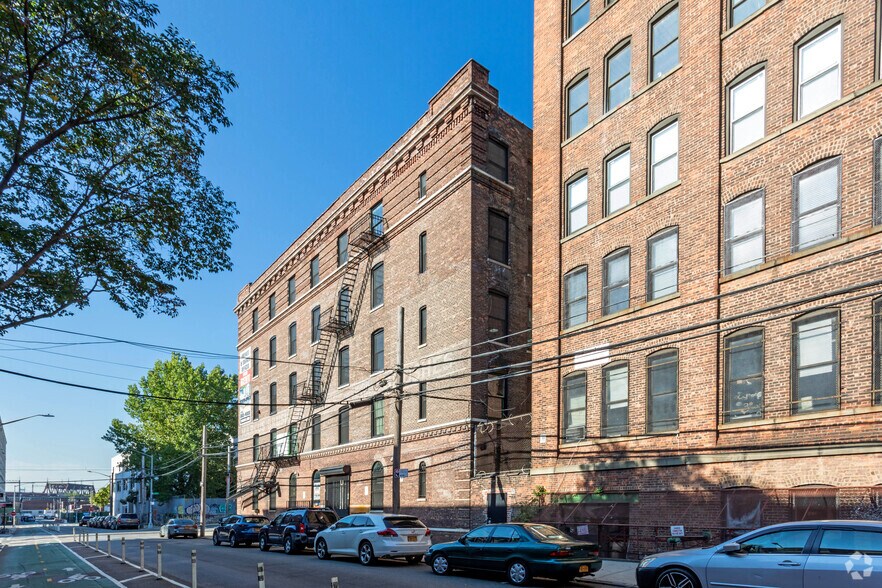 More Photos Of 749 E 135th St, Bronx Office For Sale