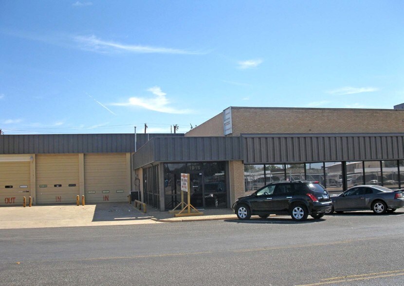 Primary Photo Of 1915 Texas Ave, Lubbock Warehouse For Sale