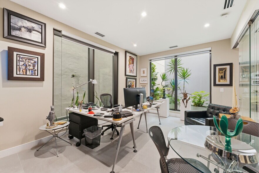 More Photos Of 45 Valencia Ave, Coral Gables Storefront Retail Office For Sale