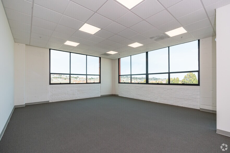 More Photos Of 1485 Bay Shore Blvd, San Francisco Office For Lease