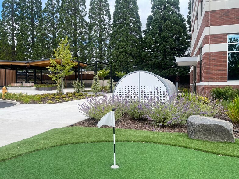 More Photos Of 7632 SW Durham Rd, Tigard Office For Lease