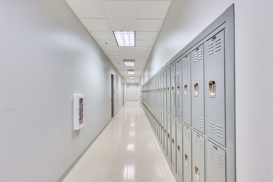 More Photos Of 9100 Hwy 290 E, Austin Research And Development For Sale