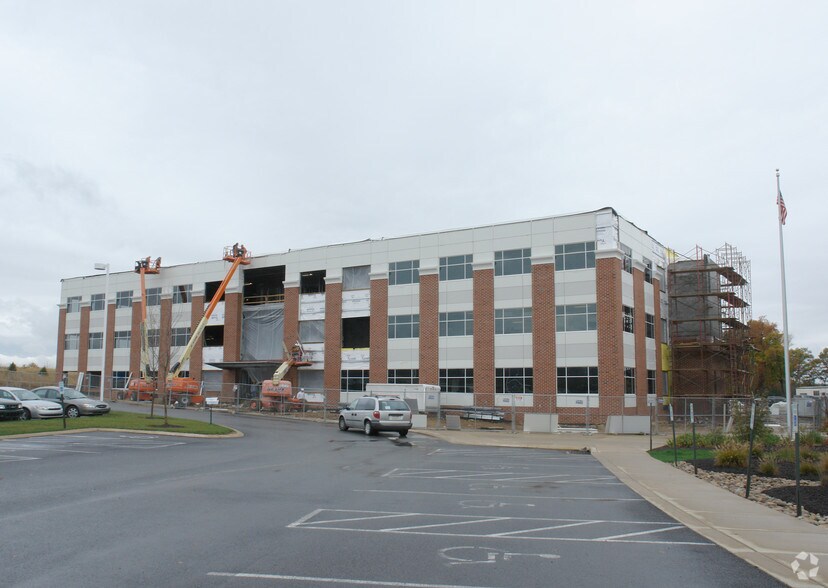 More Photos Of 330 Innovation Blvd, State College Office For Lease