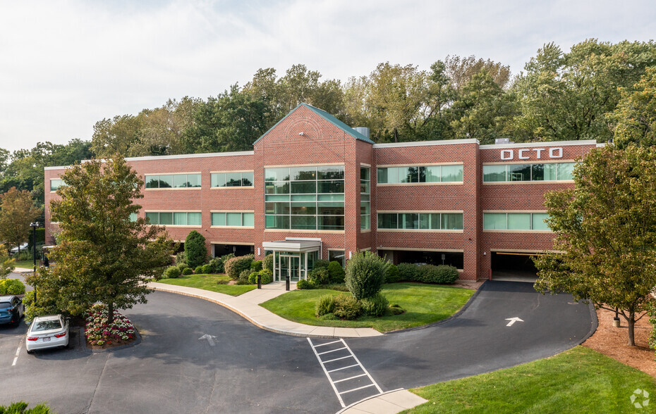 Primary Photo Of 134 Rumford Ave, Newton Office For Lease