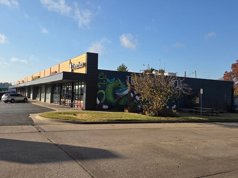 More Photos Of 2602-2622 S Harvard Ave, Tulsa Unknown For Lease