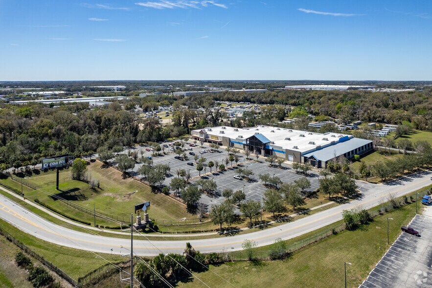 More Photos Of 3970 SW 3rd St, Ocala Freestanding For Sale