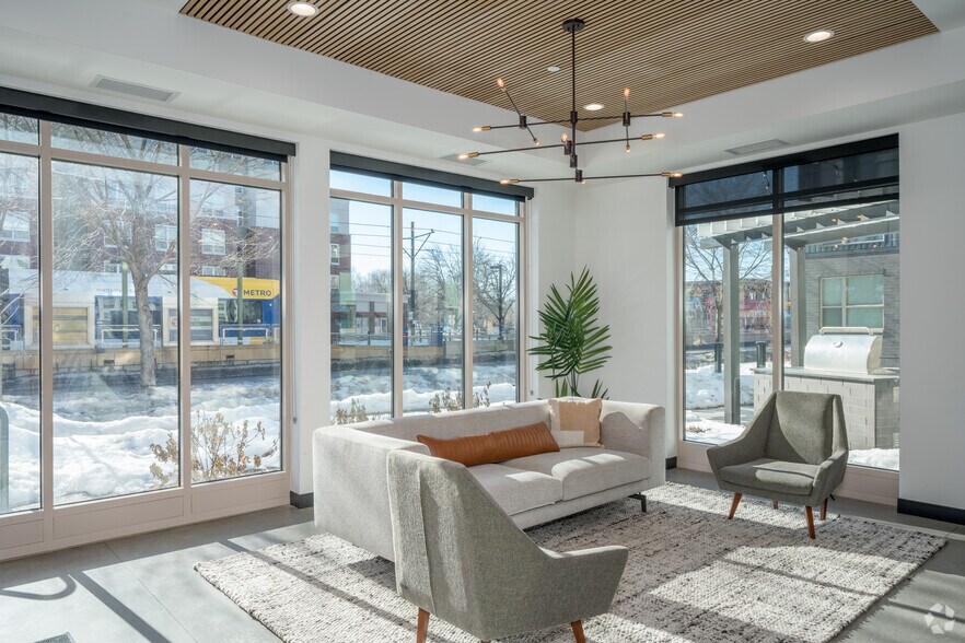 Primary Photo Of 1835 University Ave W, Saint Paul Apartments For Lease