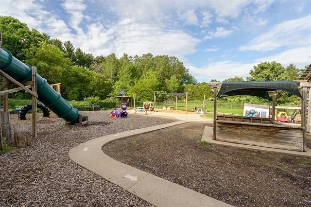 More Photos Of 3900 Cedar Ct, Suamico Daycare Center For Sale