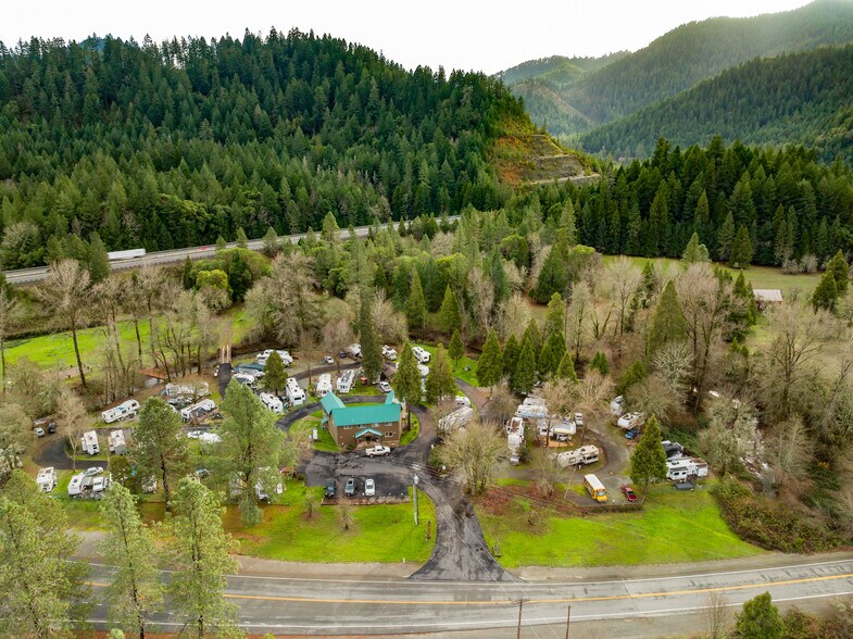 Primary Photo Of 999 Old Highway 99, Wolf Creek Specialty For Sale