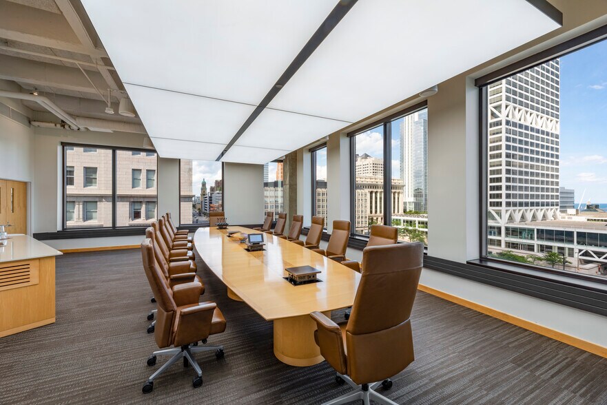 More Photos Of 507 E Michigan St, Milwaukee Office For Lease