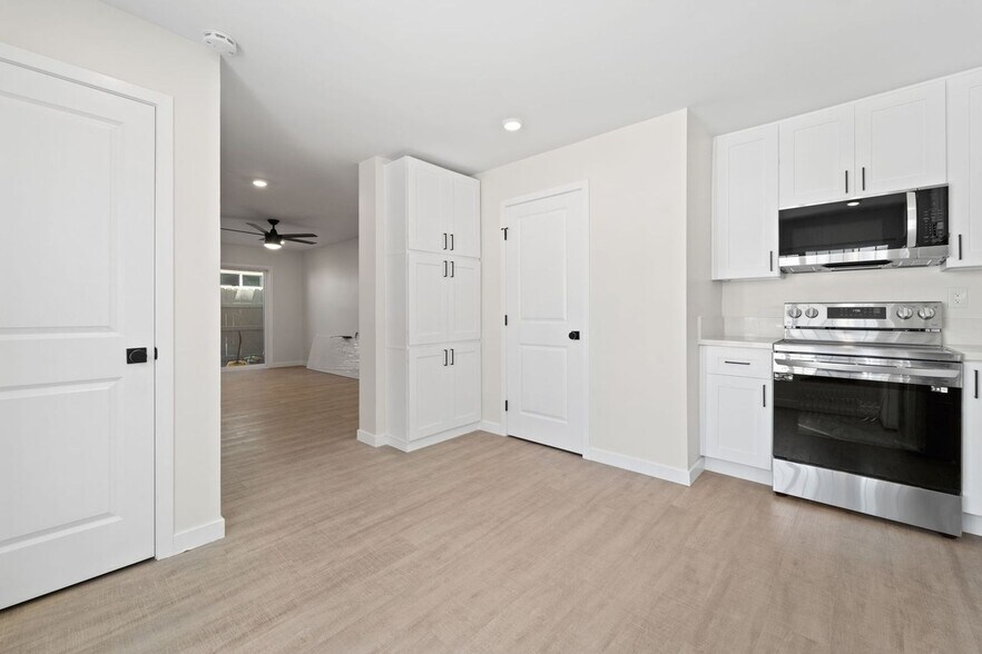 More Photos Of 4912 Muir Ave, San Diego Apartments For Sale