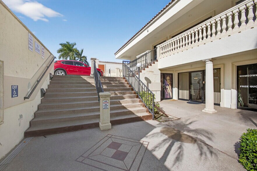 More Photos Of 685 Royal Palm Beach Blvd, Royal Palm Beach Medical For Sale