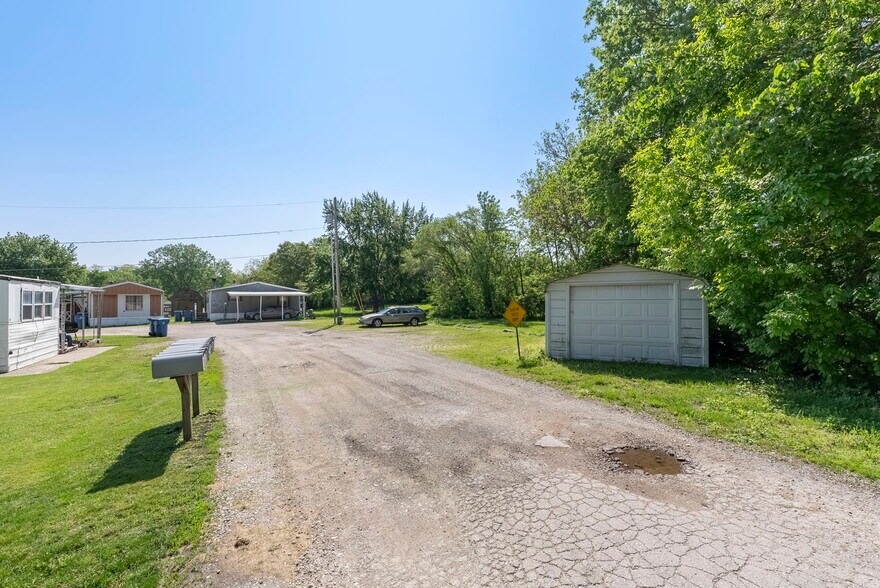 More Photos Of 109 S Pearl St, Atkinson Manufactured Housing Mobile Home Park For Sale
