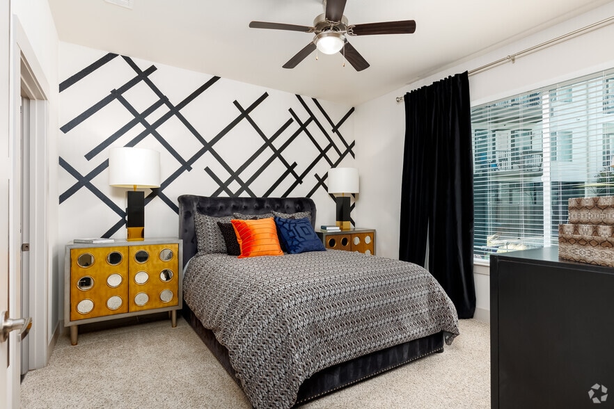 More Photos Of 110 W Cityline Dr, Richardson Apartments For Lease