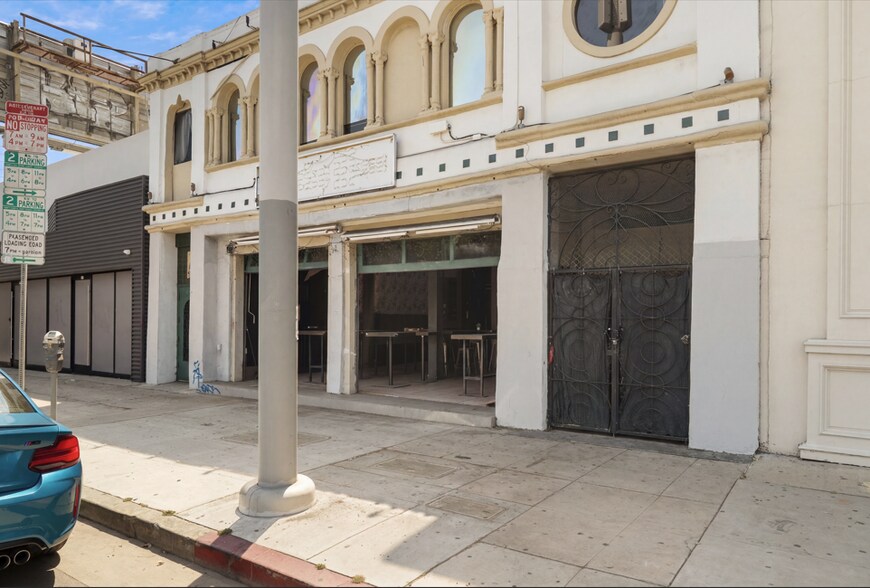 More Photos Of 141-143 N La Brea Ave, Los Angeles Restaurant For Sale