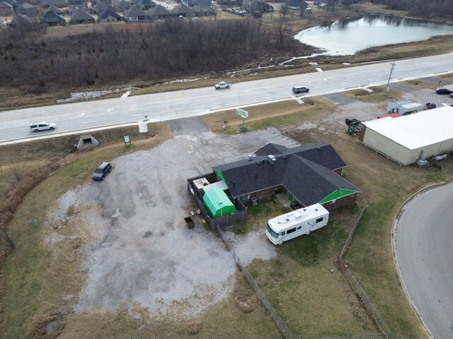 More Photos Of 4300 W Rogers Blvd, Skiatook Freestanding For Lease