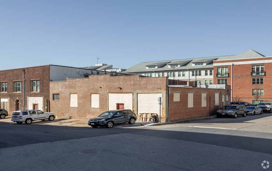 More Photos Of 1900 Light St, Baltimore General Retail For Lease