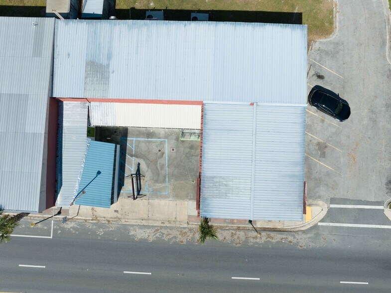 More Photos Of , Live Oak Unknown For Sale