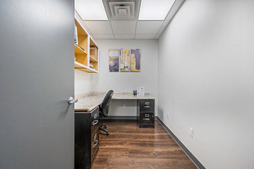 More Photos Of 325 Merrick Ave, East Meadow Medical For Sale