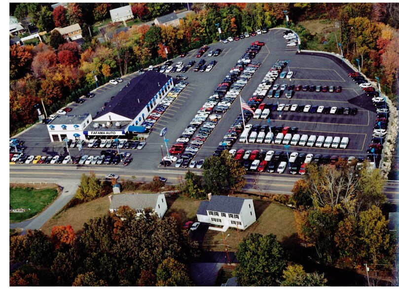 Primary Photo Of 5-13 Cape Rd, Milford Auto Dealership For Sale