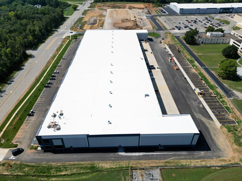 More Photos Of 4546 N Access Rd, Chattanooga Unknown For Lease