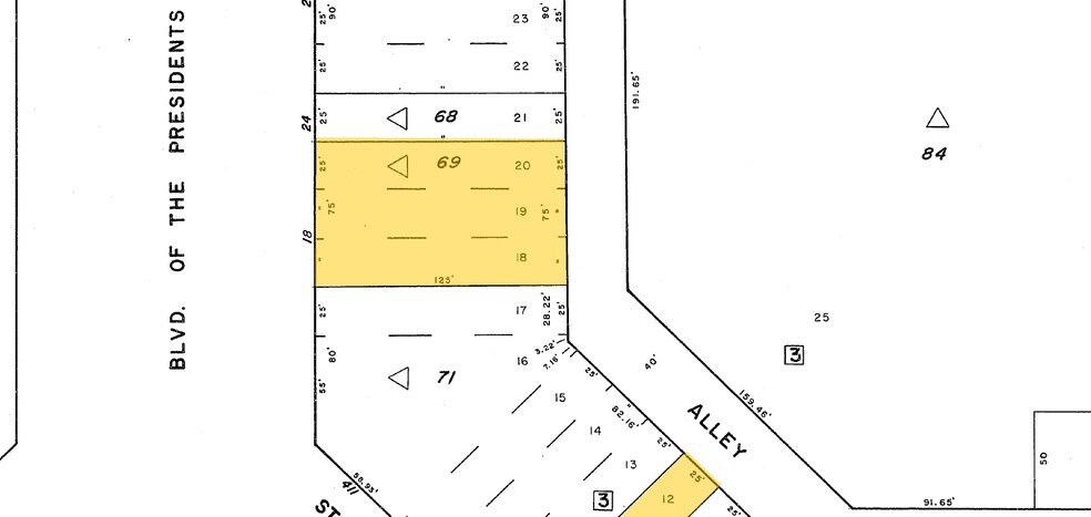 More Photos Of 313-321 John Ringling Blvd, Sarasota Storefront For Sale