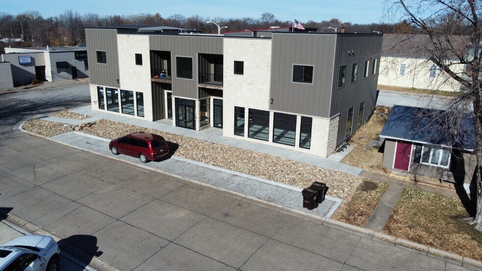 More Photos Of 102 Locust St, Hickman Apartments For Sale