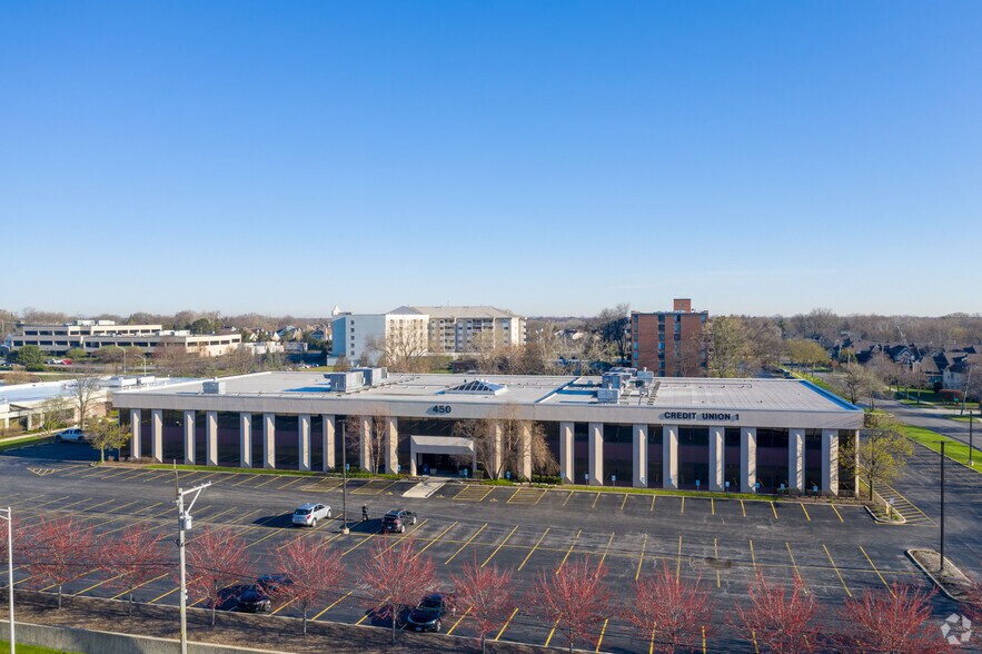 More Photos Of 450 E 22nd St, Lombard Office For Lease