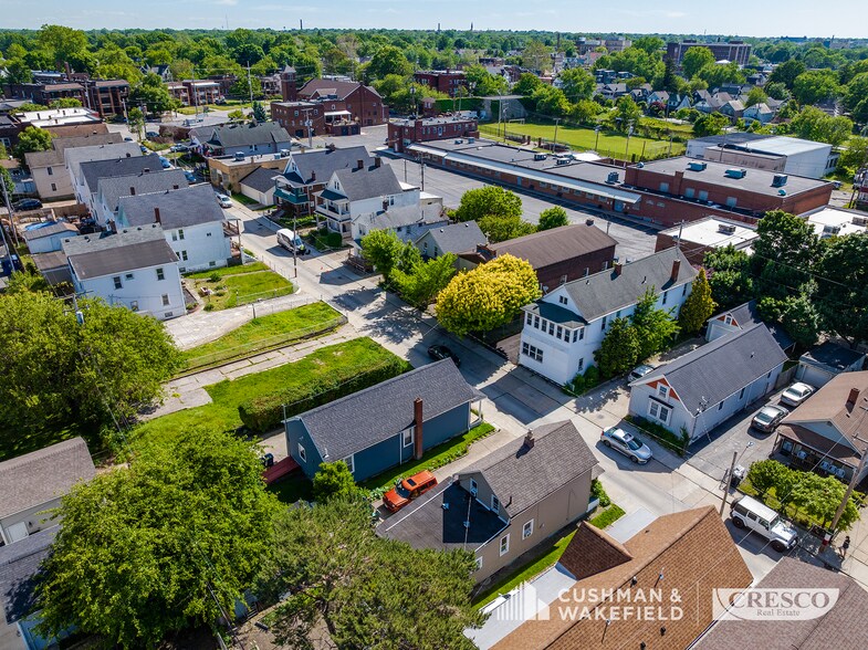 More Photos Of 1350 W 69th St, Cleveland Loft Creative Space For Sale