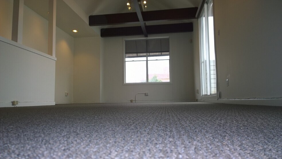 More Photos Of 2211 Lombard St, San Francisco Storefront Retail Office For Lease