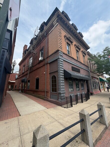 More Photos Of 9 Green St, Taunton Restaurant For Sale