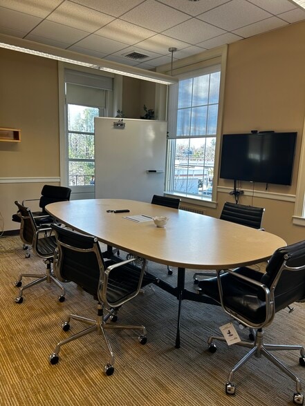 More Photos Of 6 Mutual Pl, Providence Office For Sale