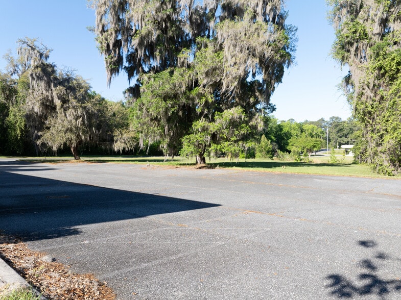 More Photos Of 165 SW Vision Gln, Lake City Office For Sale