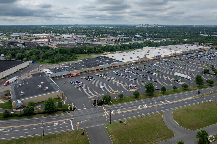 More Photos Of 6305 Middlesex Mall, South Plainfield Unknown For Lease