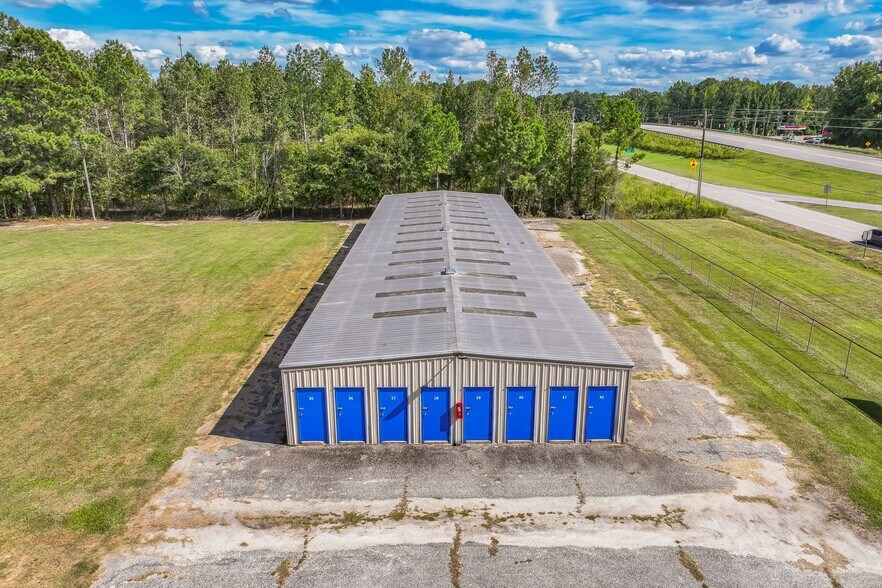 More Photos Of 557 N Pike E, Sumter Self Storage For Sale