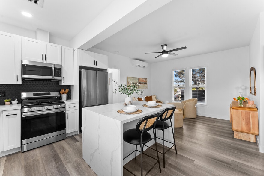 More Photos Of 832 Desty St, San Diego Apartments For Sale