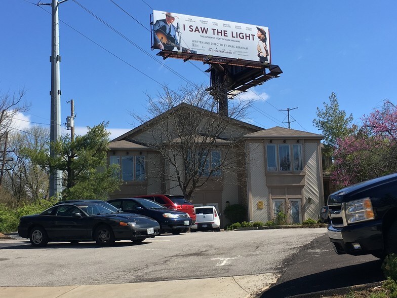 More Photos Of 600 S Holmes Ave, Saint Louis Office For Sale