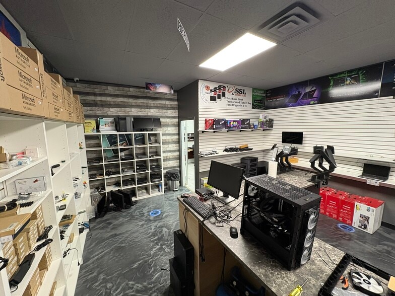 More Photos Of 10233 Elbow Dr SW, Calgary Unknown For Lease