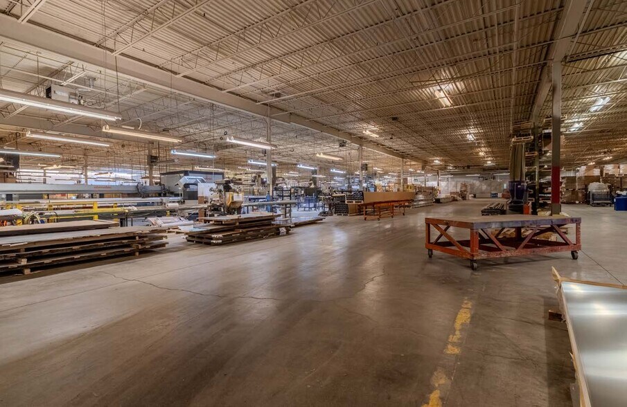 More Photos Of 570 Southgate Dr, Guelph Warehouse For Lease