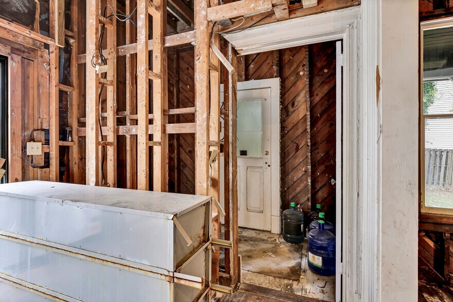 More Photos Of 708 Market St, Wilmington Apartments For Sale