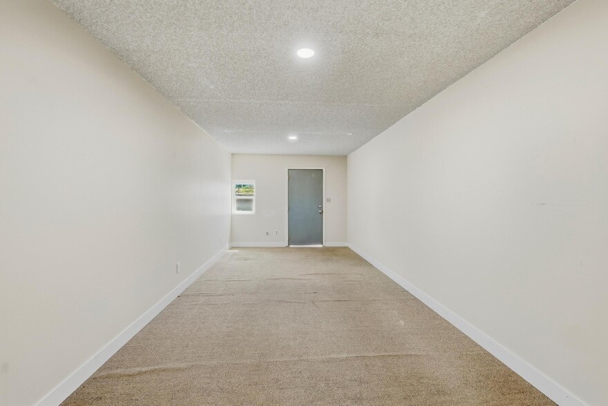 More Photos Of 4305 E Highway 260, Payson Self Storage For Sale