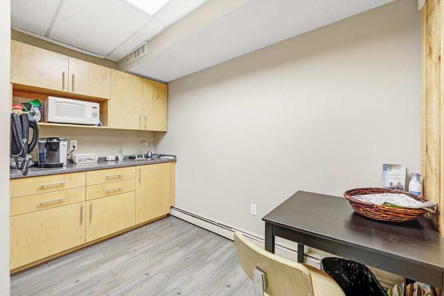 More Photos Of 59 A Kinderkamack Rd, Westwood Medical For Lease